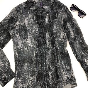 NYDJ Animal Print Sheer Blouse Sz L